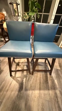2 counter height swivel barstools