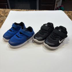 Bundle of 2 pairs Kids Size 8C Nike Free RN Toddler Shoes