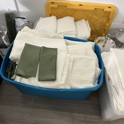 42 Green Napkins 