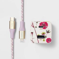 '-Port Wall Charger with 6 Lightning to USB-C Cable Floral