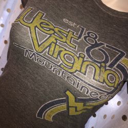 Size Large Grey West Virginia Shirt
