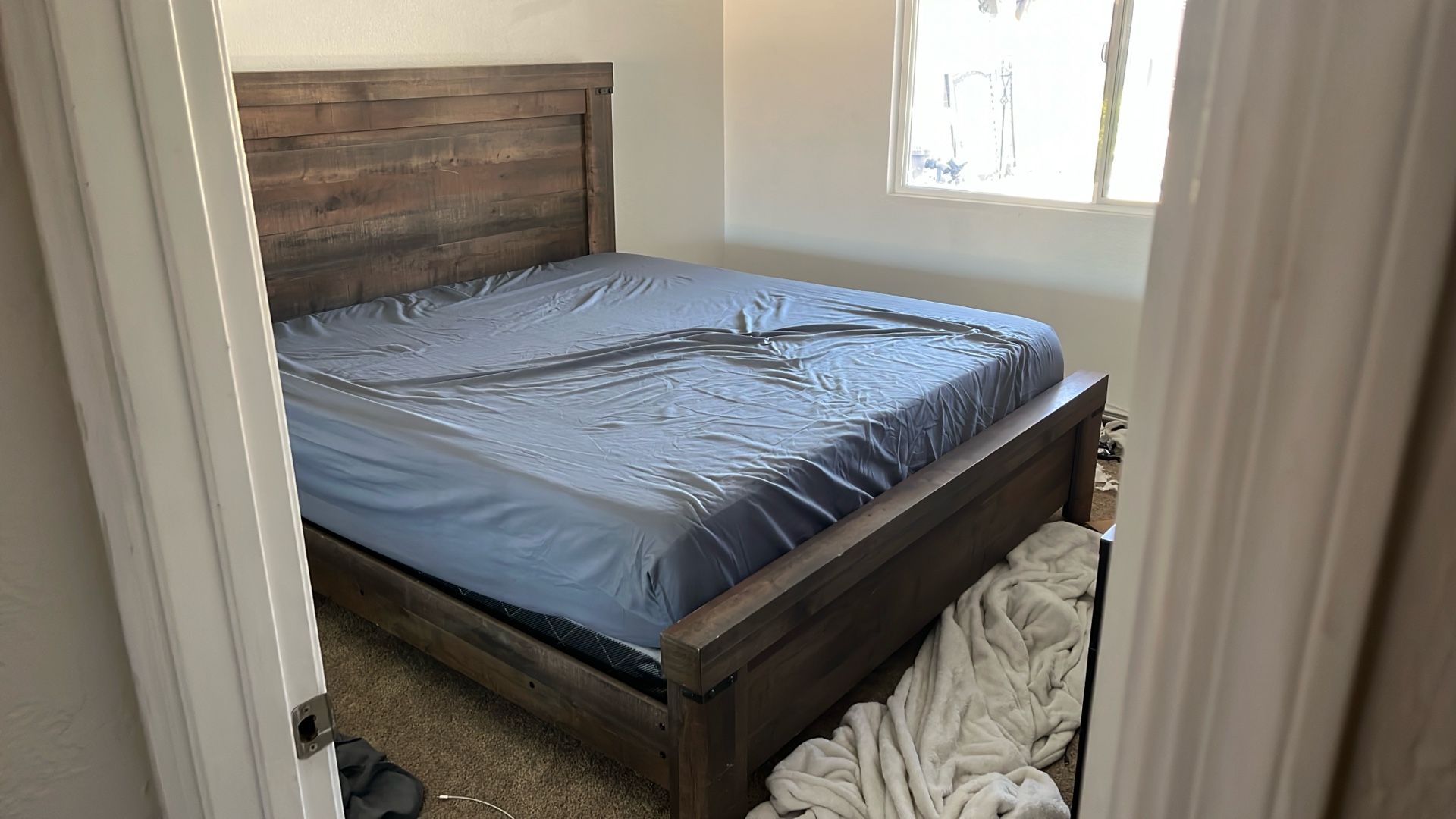 King bed frame $100