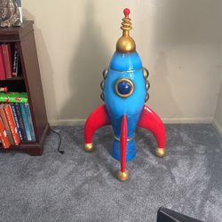 Rocketship Hard Display