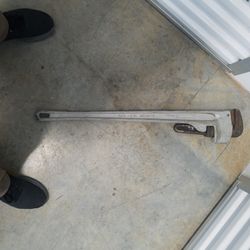 36" Pipe Wrench Aluminium Heavy Duty 