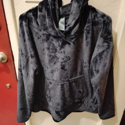 Like New Women's C9 Champion Plush Hoodie Size (L) Located In Reedley 