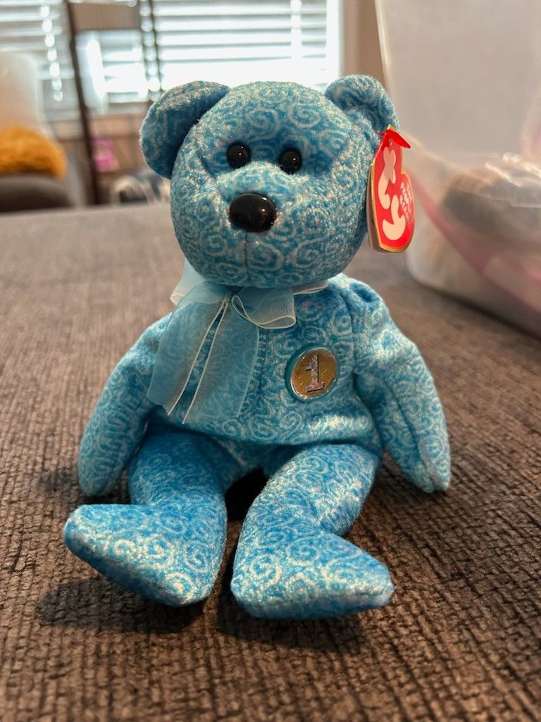 TY Beanie Baby CLASSY the Bear - Apr 30 2001 - Vintage Excellent Condition!!!
