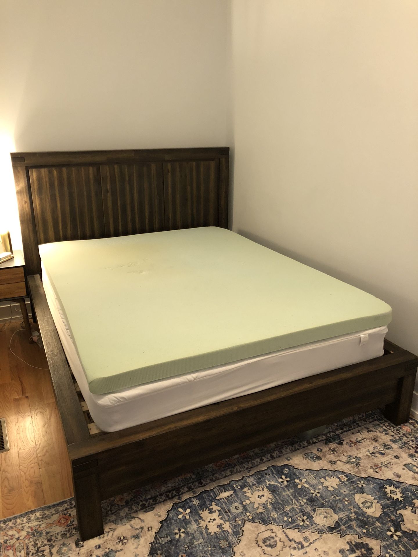 Wood Queen Sized Bed Frame