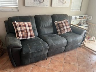 Dark Brownish Gray Electric Recliner Couch!!!