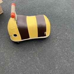 Wooden Bee Ride On 
