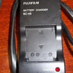 FUJIFILM BC-45 Digital Cameras Rapid Battery Travel Charger