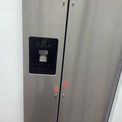 Whirlpool Stainless Steel  New Refrigerator 