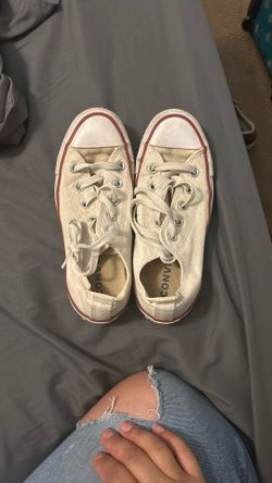 White Low Top Chucks W6.0