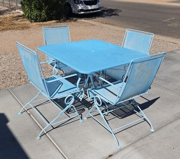 Vintage Blue Wrought-iron Patio Set, Rocker Chairs, Patio Yard Decor