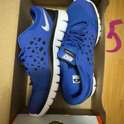 Brand New Boy Size 5 Shoes $15