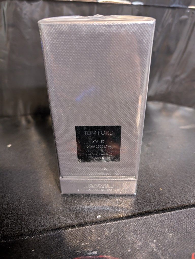 Oud Wood Tom Ford