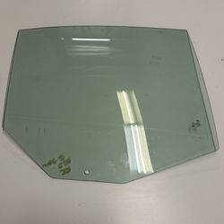 BMW E60 M5 5-SERIES PASSENGER REAR WINDOW GLASS