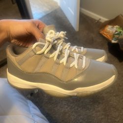 Jordan 11 Low Cool Grey