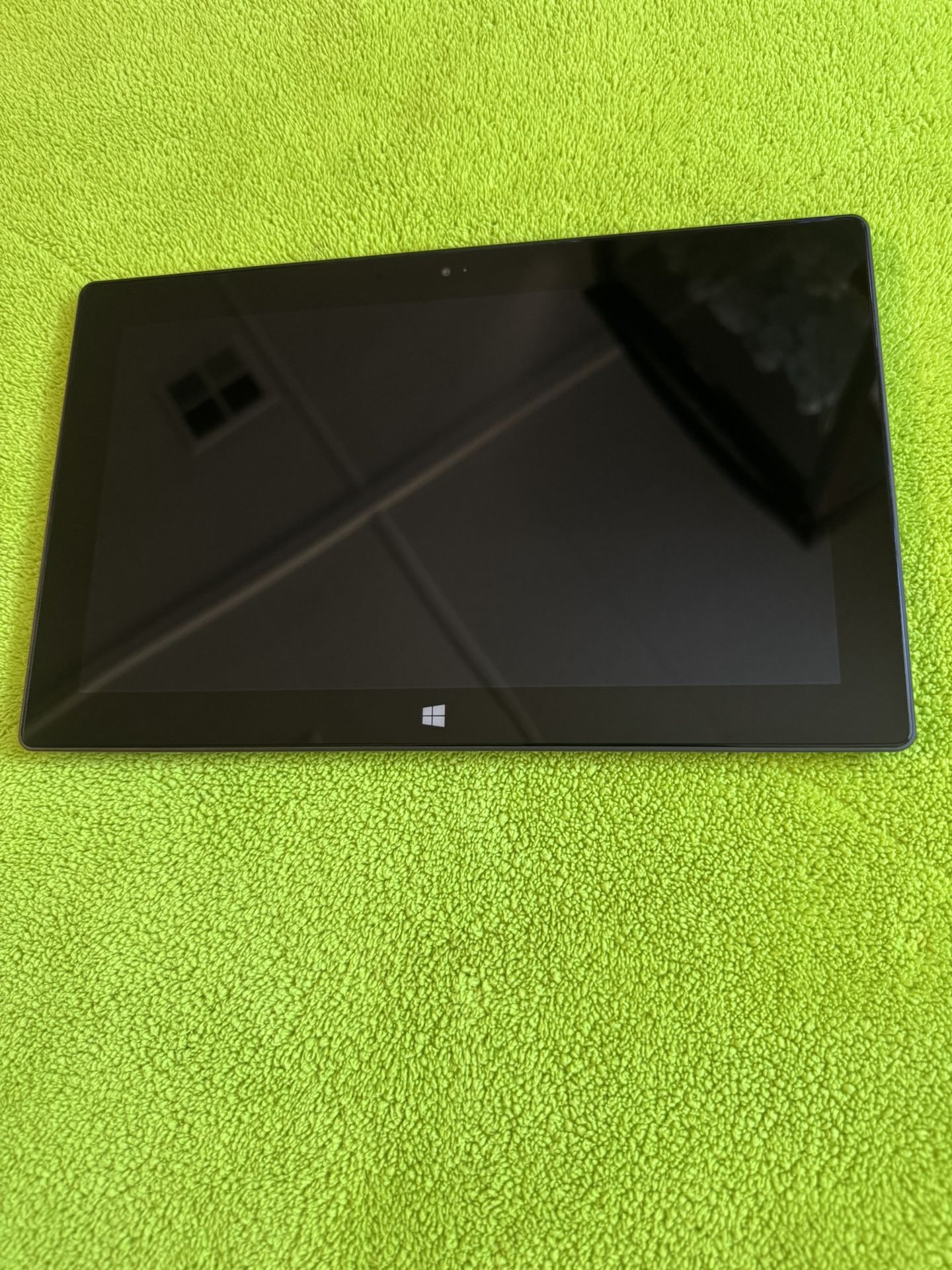 Microsoft Surface RT32GB (Wi-Fi) 10.6" Tablet 