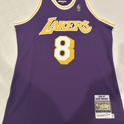 Kobe Bryant Jersey