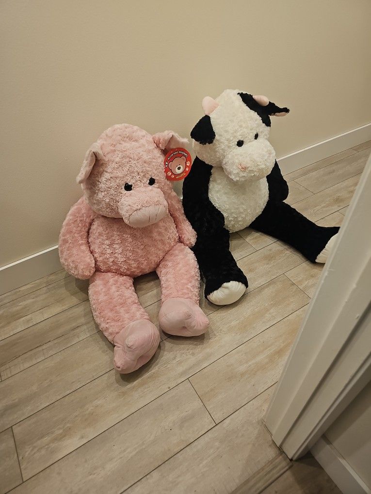 Like New 4 Ft Tall Plush