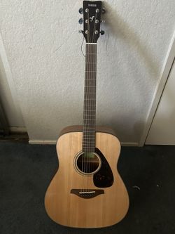 Yamaha Guitar