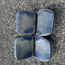 Boat seats with pedestals