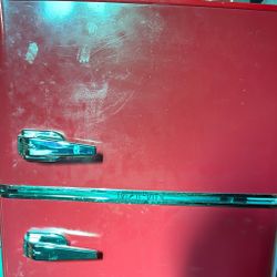 Mini Fridge With Freezer 