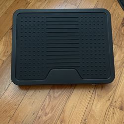 Footrest for under desk