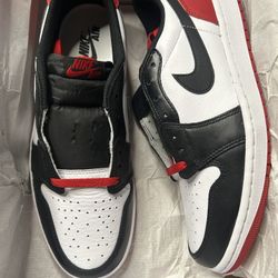 Jordan 1 Low Black Toe Size 10.5 New