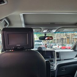 Toyots  Ciena  Se 2015  For Sale