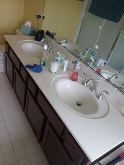 Bathroom vanity