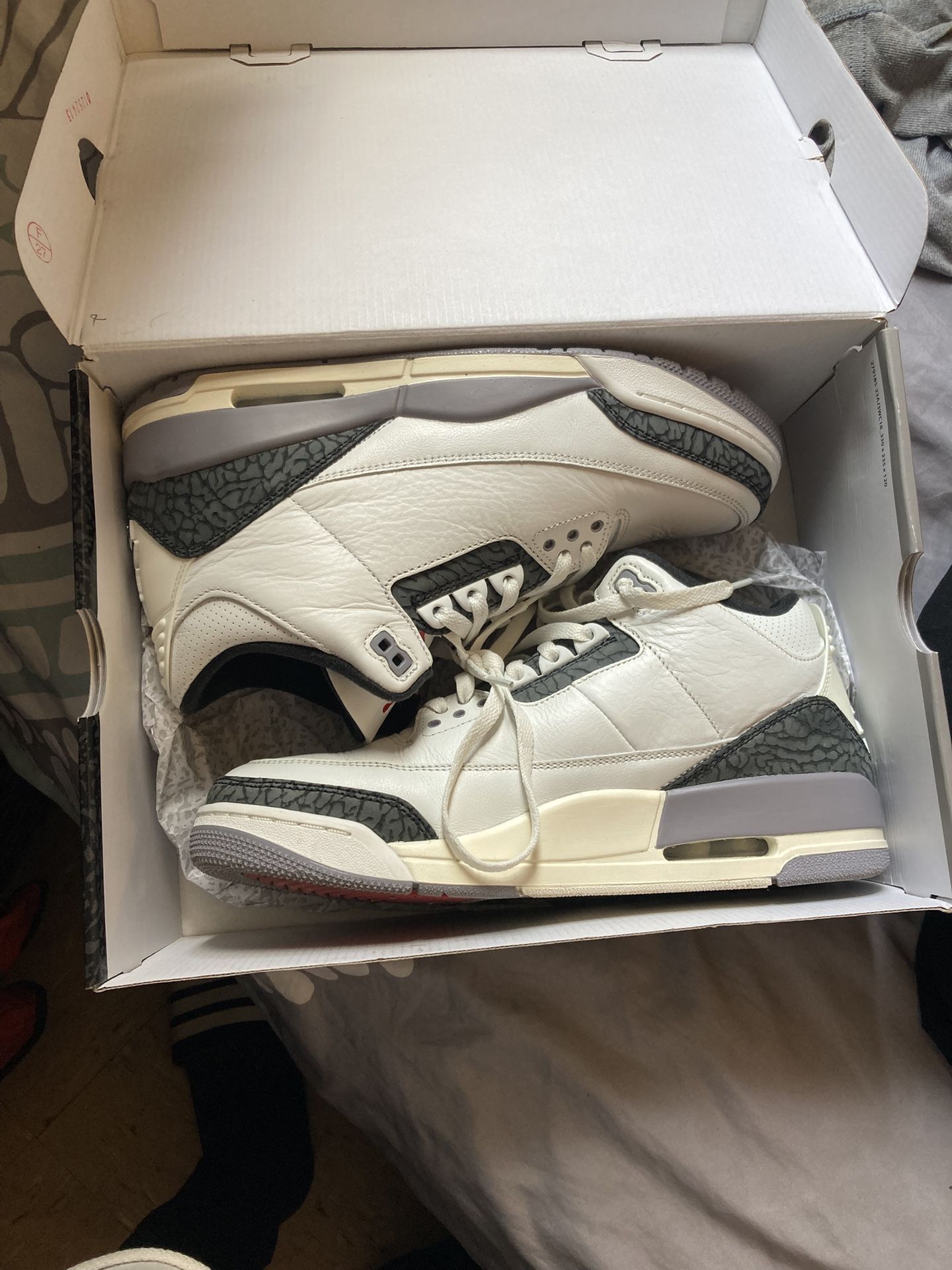 Jordan 3 Sz 10 - 80$ Perfect Condition