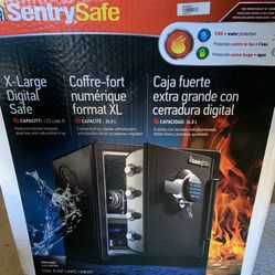 Brand New SentrySafe Digital Safe 