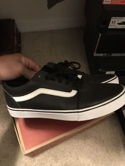 Vans ward leather sz10.5