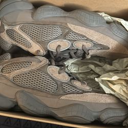 Yeezy 500
