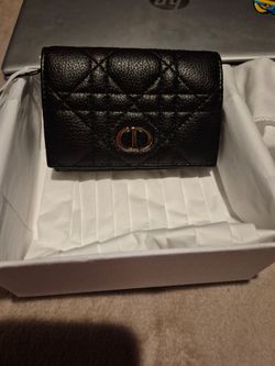 Dior wallet