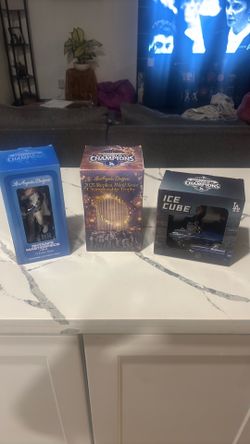 Dodgers bobble heads