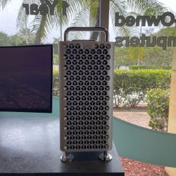 💼 Mac Pro – 3.5GHz 8-Core | 96GB RAM | 1TB + 4TB SSD | 8GB GPU | 