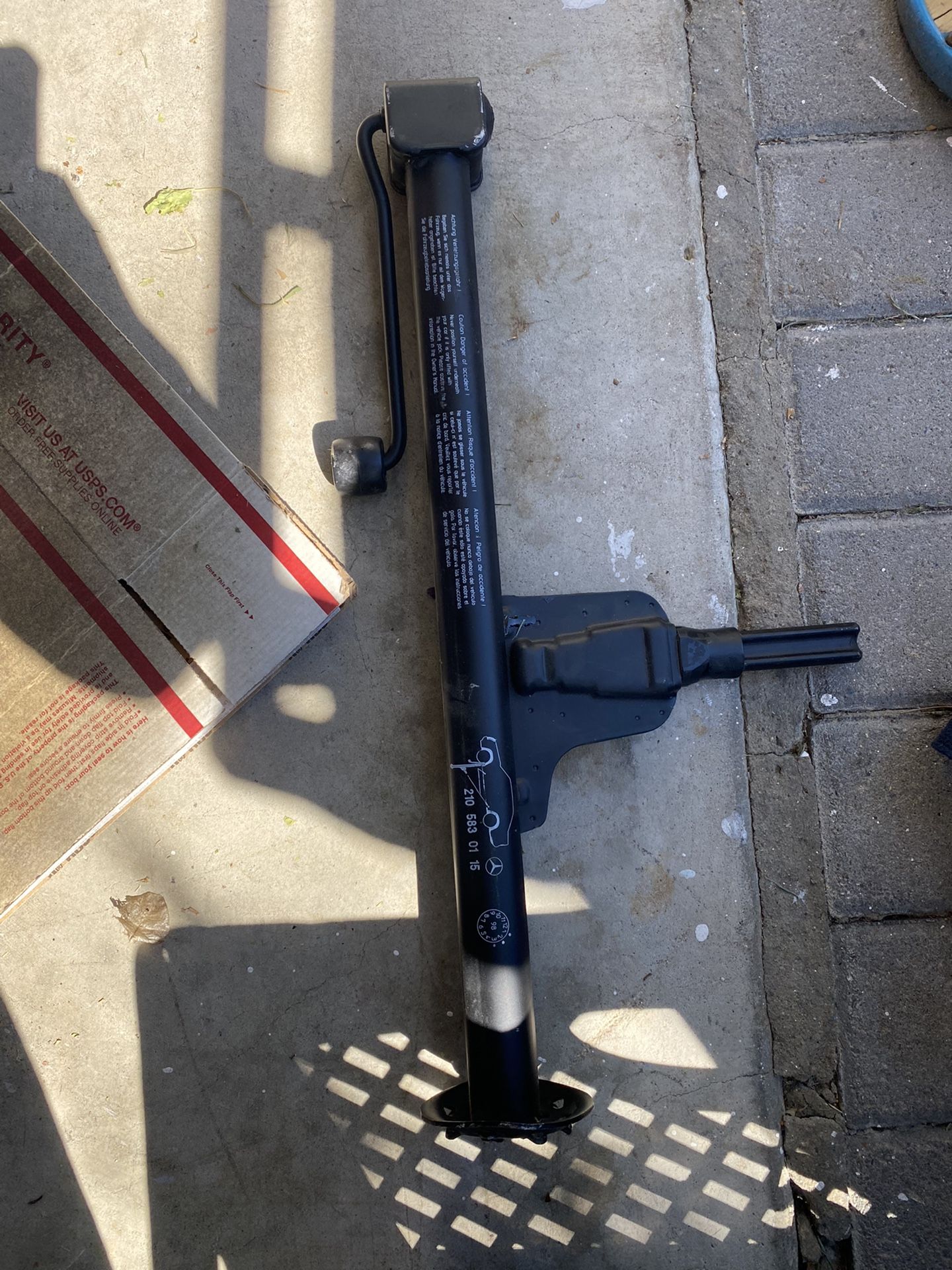 Mercedes Benz Carjack