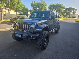 Jeep Wrangler Unlimited 4-Door SUV