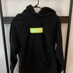 Supreme Box Logo Hoodie 