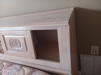 King Size Head Board. 