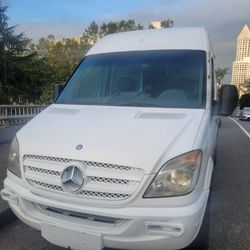 Mercedes Sprinter 2012 367000 Miles Clean Title Windows Electrics Transmission engine Good 6 Cylinders 3.0 Diesel $10.200