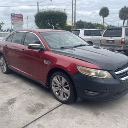 2011 Ford Taurus