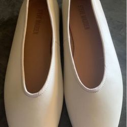 Steve Madden Flats Size 8