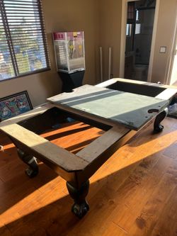 Billiards pool table