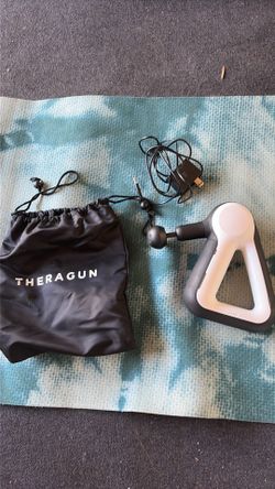 Theragun Liv