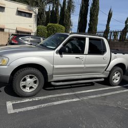 2004 Ford Explorer Sport Trac