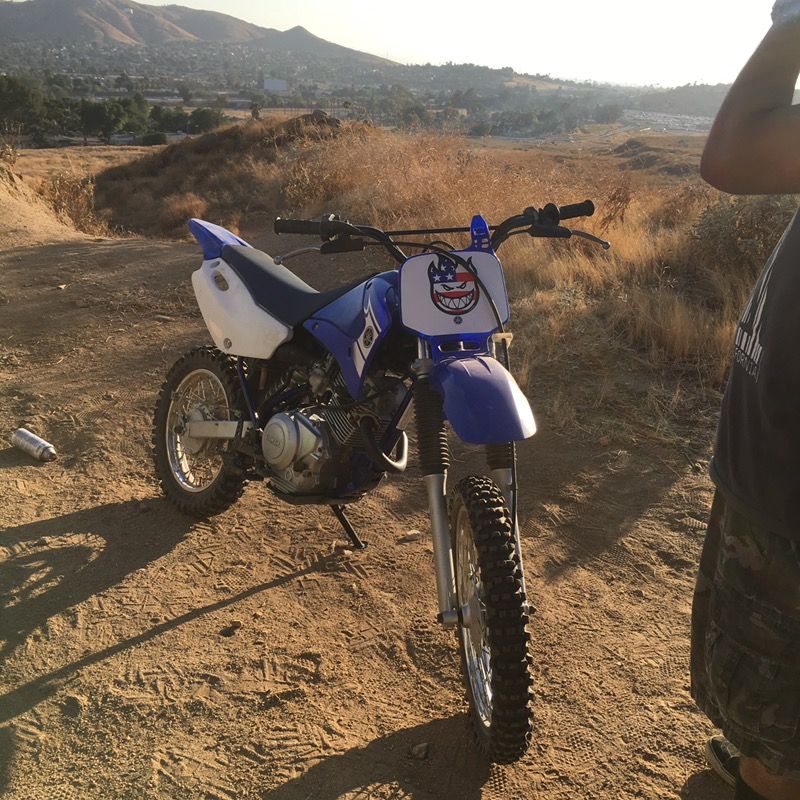 Yamaha TTR 125 Four Stroke Dirt Bike for Sale in Riverside CA