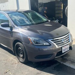 Nissan Sentra